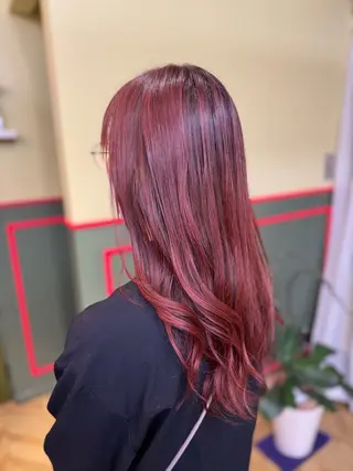 ロング カラー cureK所属・米倉 麻衣のヘアスタイル