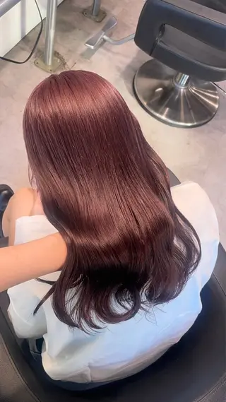 ロング カラー 透けるやわらか艶髪♡ ナチュラルストレートのヘアスタイル