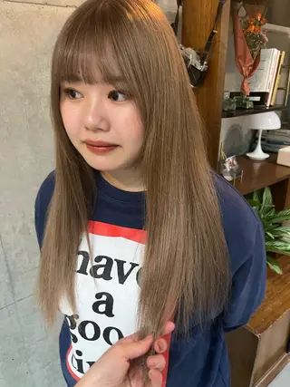 ロング レイヤーカット\ウル フ　chinatsuのヘアスタイル