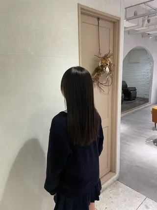 ロング 小林 篤滋郎のヘアスタイル