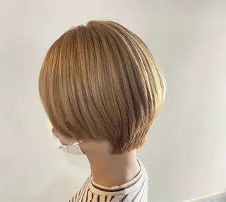 ショート IT by ALBUMあいりのヘアスタイル