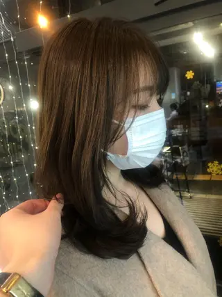 セミロング カラー 貴方に似合うを見つけ ます🌱市川リョウカのヘアスタイル