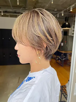 ショート ショートヘア💫 ハイトーン西田拓馬のヘアスタイル