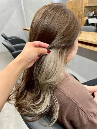 ロング カラー N 【エヌ】のヘアスタイル