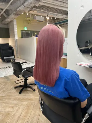 セミロング カラー ベージュ/グレージュ 新潟/万代/井上佑のヘアスタイル