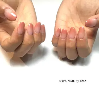 ネイル BOTANAIL 本厚木駅前店所属・BOTANAIL 本厚木店　EMAのネイルデザイン