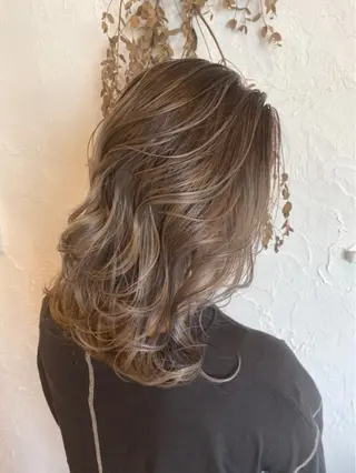 ミディアム カラー パーマ ヘアアレンジ メンズ ネイル 美容室 ソンリエのヘアスタイル