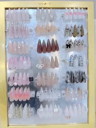 ネイル Lunon 谷塚店のネイルデザイン