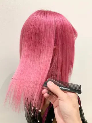 セミロング 🍀ケアブリーチ カラー🍀坂井のヘアスタイル