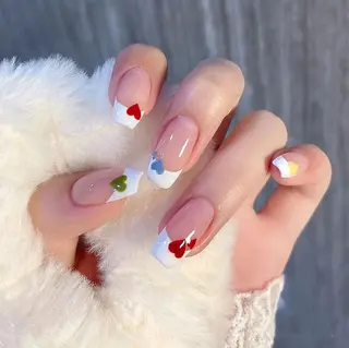 ネイル AngelChris ビューティーサロンのネイルデザイン