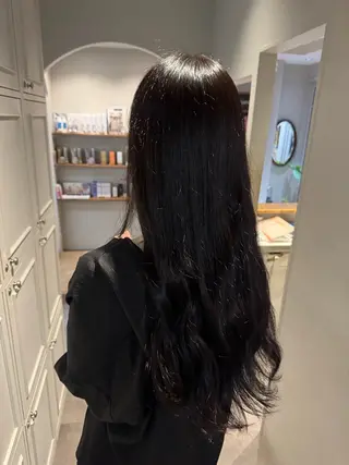 ロング カラー 中山 涼華のヘアスタイル