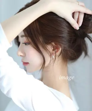 ロング 韓国ヘア レイヤーカットのヘアスタイル