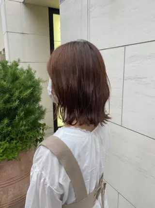 ミディアム 丸山 史香のヘアスタイル