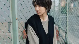 ミディアム カラー 高浜 夕海のヘアスタイル