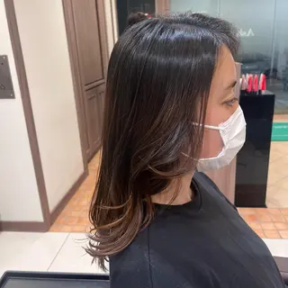 ロング ナチュラル暖色カラー 🤎 佐藤栞のヘアスタイル