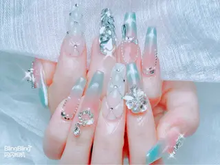 ネイル Zz nail salonのネイルデザイン