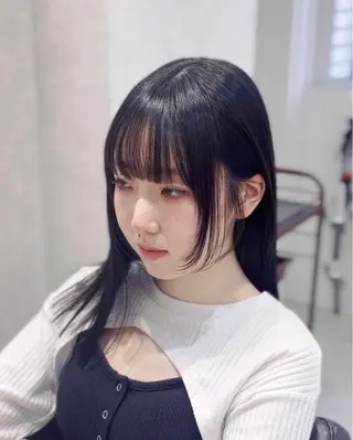 ミディアム カラー パーマ suzuka/透明感 カラー 美髪縮毛矯正のヘアスタイル