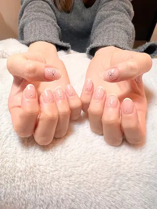ネイル LEFTNAILS フィルインニュアンスのネイルデザイン