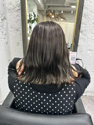 ミディアム カラー 笹江 瑞穂のヘアスタイル