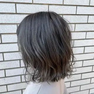 ショート カラー 佐野 優斗のヘアスタイル