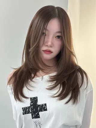 ロング Rita/髪質改善 /透明感カラーのヘアスタイル