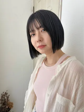 ミディアム タナカ マナミのヘアスタイル