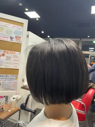ショート ヘアワークフラックス所属・阿久津 優希のヘアスタイル