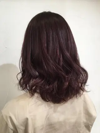 セミロング カラー 乳井 悠香のヘアスタイル