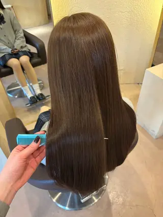 ロング カラー Eliss 堀江所属・暖色カラー🎀 門内 梨真のヘアスタイル