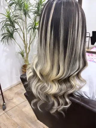 セミロング Le.Jardin hair produce所属・Le.jardin 假屋未来のヘアスタイル