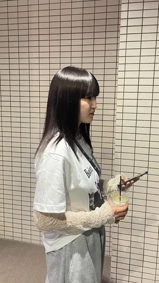 セミロング 沼田 彩虹のヘアスタイル