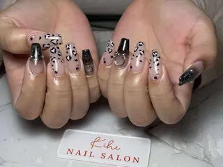 ネイル 💕鈴木ユリ パラジェル/オフ無料のネイルデザイン