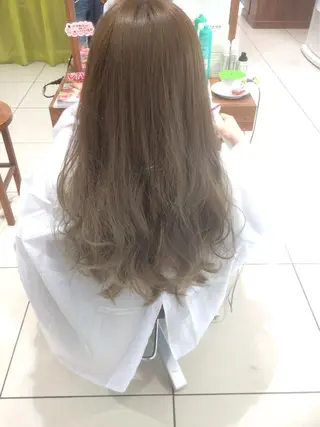 セミロング ere hair salonのヘアスタイル