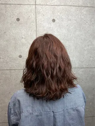 ミディアム パーマ oasis garden蒲田店所属・吉田 幹矢のヘアスタイル