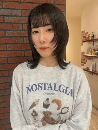 セミロング 透明感カラー／ 今城愛友花のヘアスタイル