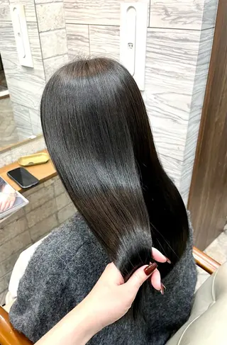 ロング 橋本 桂のヘアスタイル