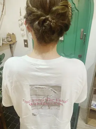 カラー 佐藤 美咲のヘアスタイル