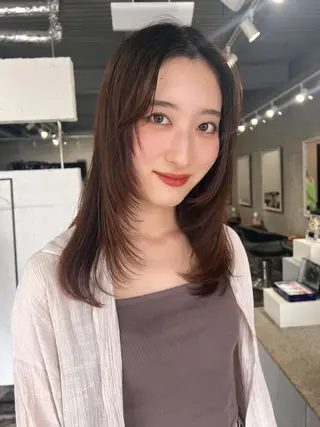 ロング nishibu ayukaのヘアスタイル