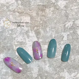ネイル myu天神店 かえでのネイルデザイン