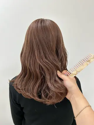 セミロング カラー kenje luscaのヘアスタイル