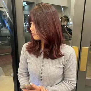 ミディアム カラー 吉田 明日奏のヘアスタイル