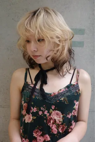カラー 柔らかbeige🍪 レイヤー🐩SENAのヘアスタイル