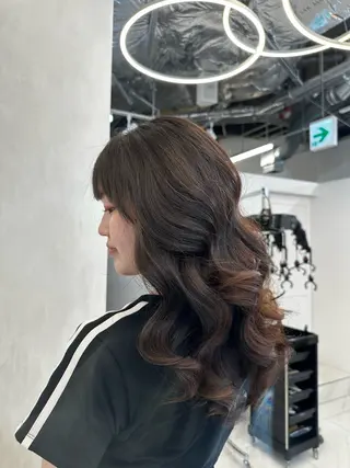 カラー ARMONY表参道店所属・ブリーチなし艶カラー ライムのヘアスタイル