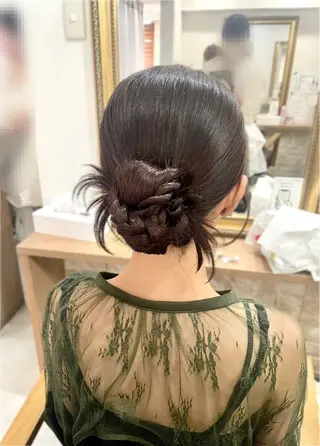 ロング ヘアアレンジ セットサロンCURE YUKIOKAのヘアスタイル