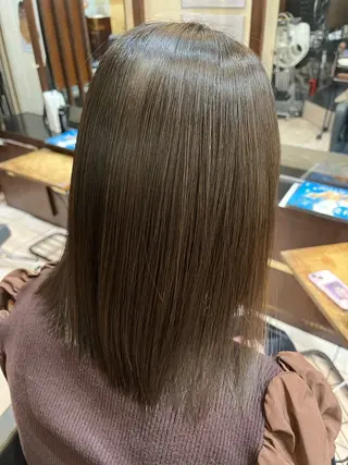 ミディアム MODEK's阿倍野 HONOKAのヘアスタイル