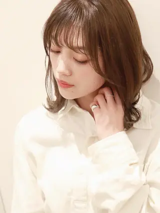 ミディアム カラー ヘアアレンジ トレンド眉🫧🪄 kumiの眉毛・アイブロウイメージ