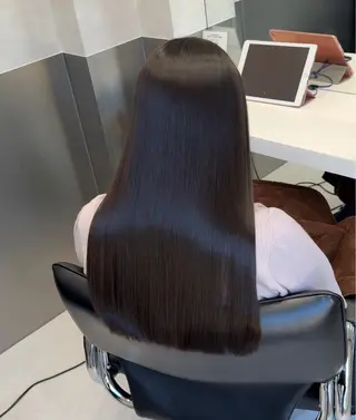 ロング ゴートゥデイシェアサロン原宿vita所属・縮毛矯正クロスパーマ 益子達也のヘアスタイル