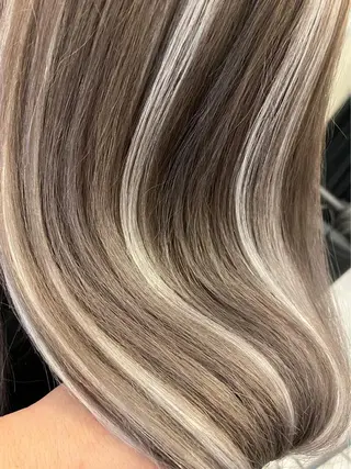 ロング 🍀Moda by Grande🍀のヘアスタイル