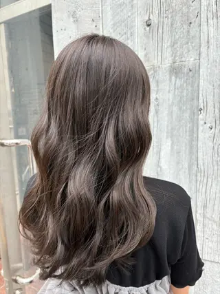 ロング ブリーチ予約率90% 以上✨森山陽向のヘアスタイル