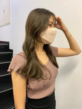 ロング カラー ヘアアレンジ SALOWIN原宿iori店所属・レイヤー🌟艶カラー 🕊まやのヘアスタイル